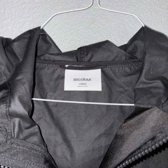 Men's Black Windbreaker Jacket - Picture 3 of 3
